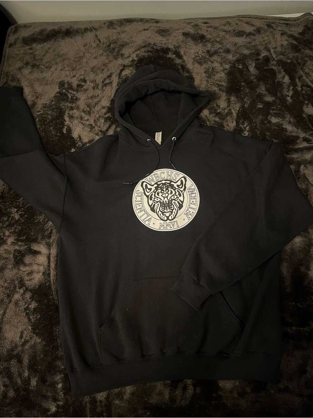 UNCLE JACK Graphic Pullover Hoodie in Black Like New size XL